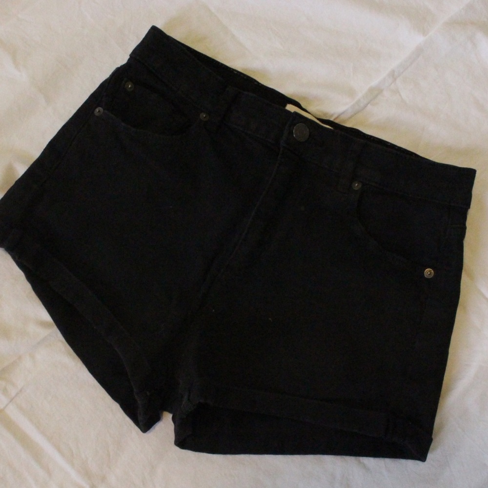 Black high waisted shorts